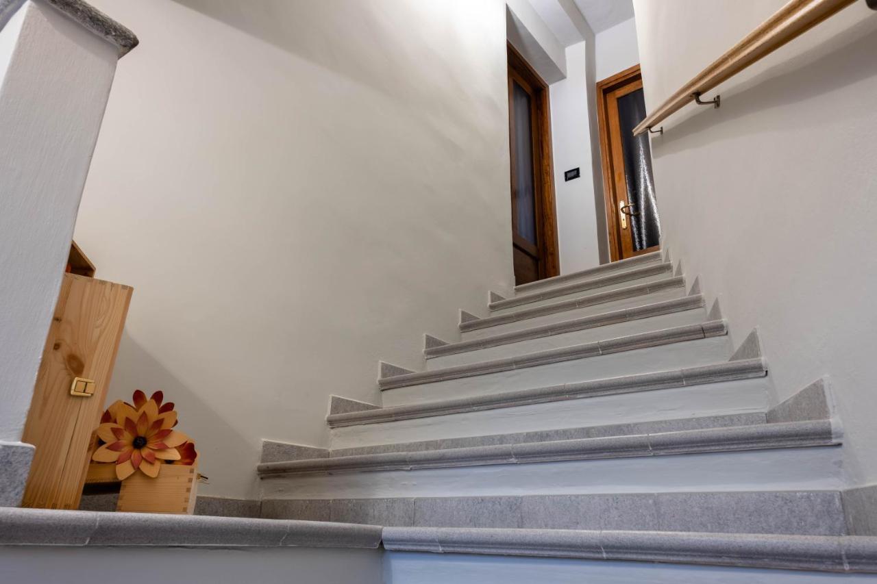 Alla Torre - Nel Cuore Del Borgo Storico Castagnole delle Lanze Buitenkant foto