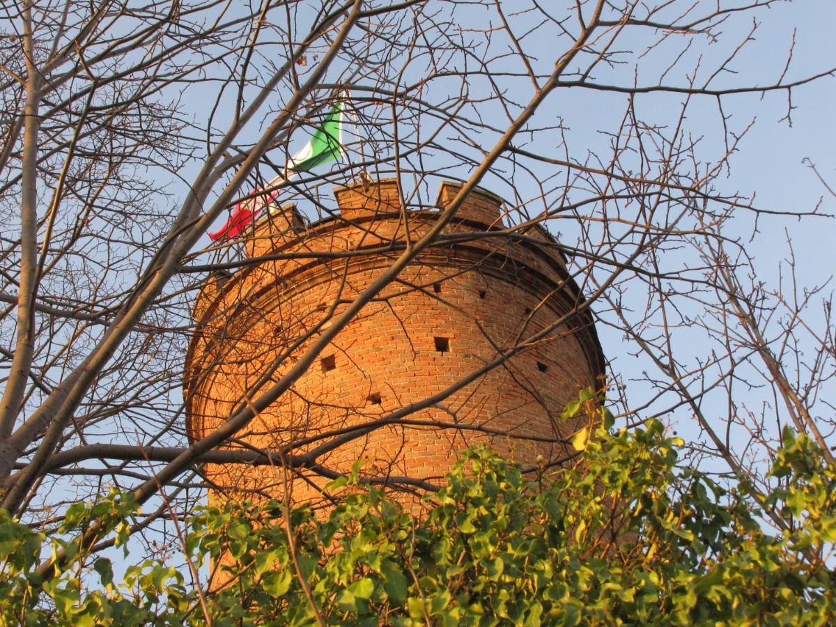 Alla Torre - Nel Cuore Del Borgo Storico Castagnole delle Lanze Buitenkant foto