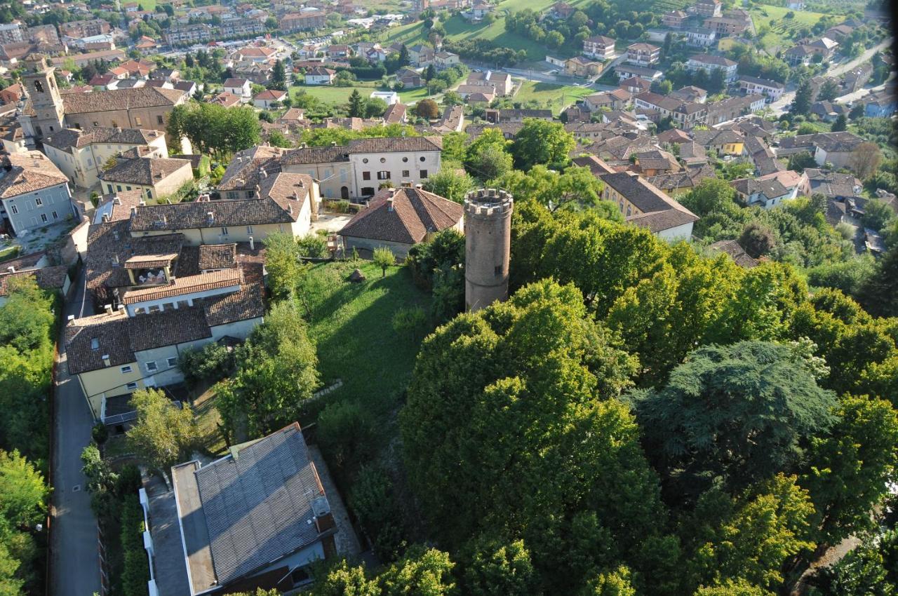 Alla Torre - Nel Cuore Del Borgo Storico Castagnole delle Lanze Buitenkant foto